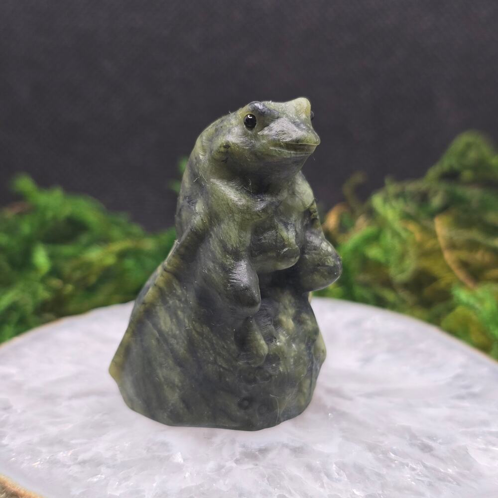 Serpentine Frog With Cape 2" Crystal Carving Superhero Cute Animal Figurine